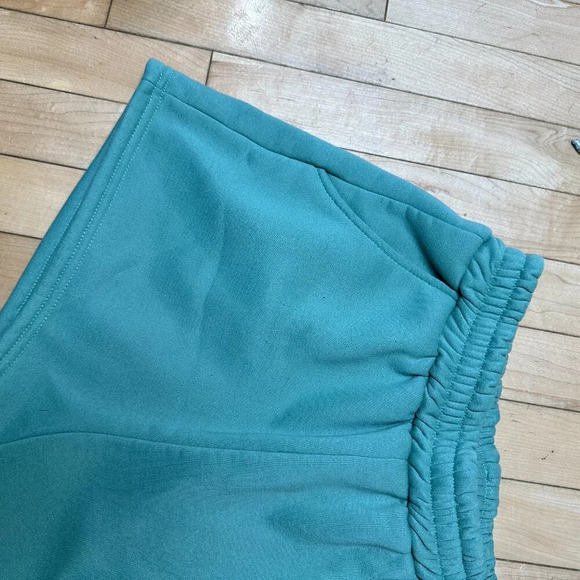SHEIN Sage Green Pull On Sweatpants Shorts - Medium - Picture 3 of 10